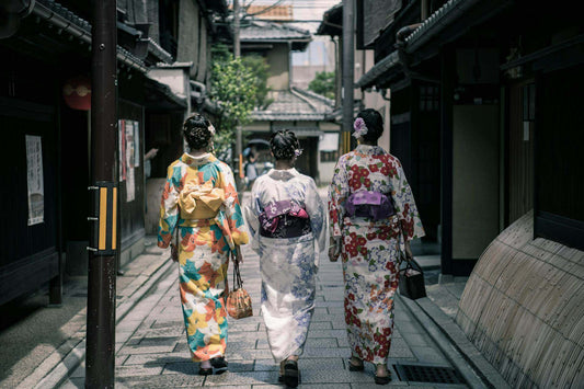 Introducing the Kimono Wear To Go