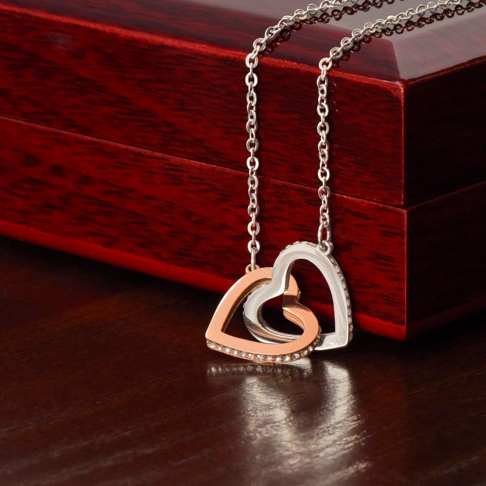 Prestige Hearts Necklace Wear To Go