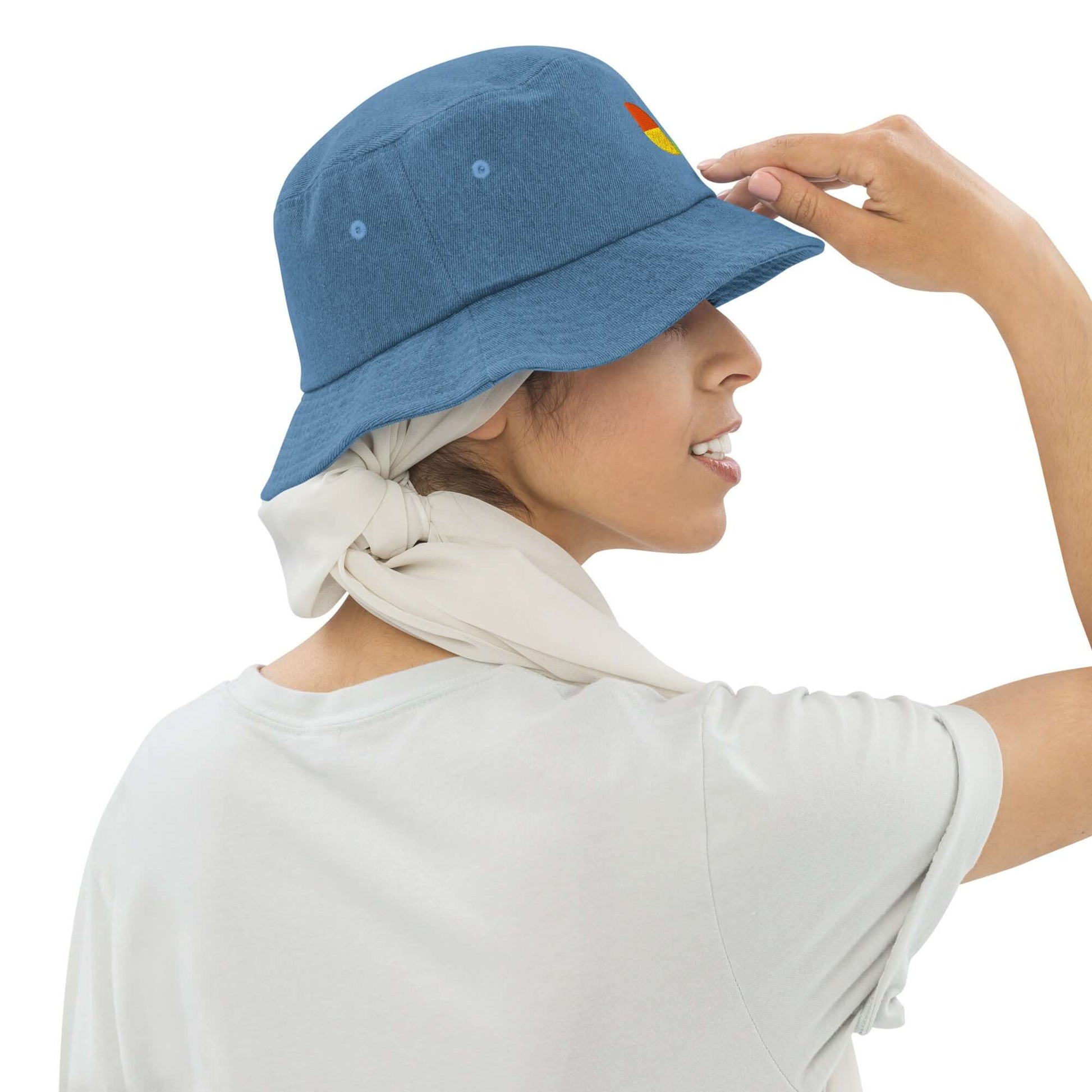 Women's Bucket Hat Wear To Go